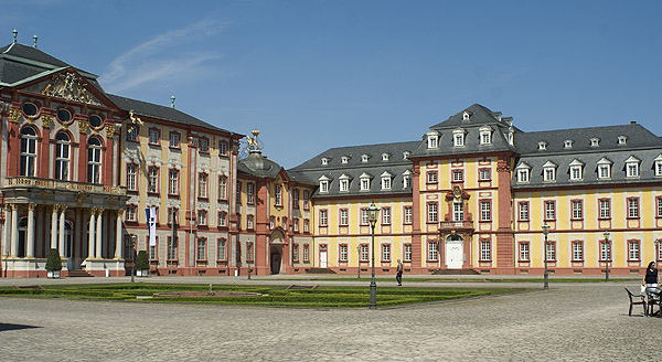 Residenzschloss Bruchsal. Kammerflügel