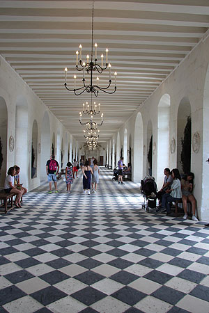 Galerie, Erdgeschoss