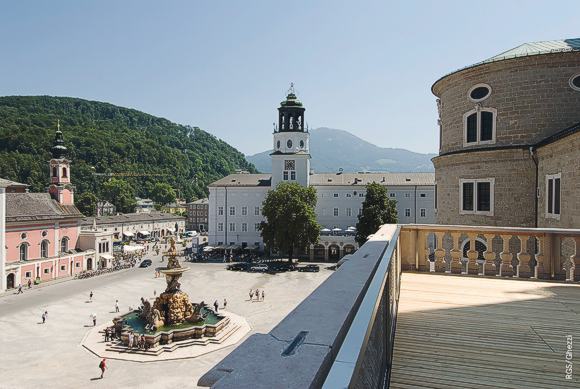 Terrasse &uuml;ber den n&ouml;rdlichen Domb&ouml;gen. &copy; RGS/Ghezzi 