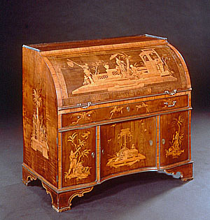 Schreibschrank aus der Werkstatt der Brüder Röntgen in Neuwied