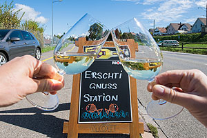 Auf der Thurgauer Gourmet-Wanderung machen die Wanderer an fünf Genuss-Stationen halt.