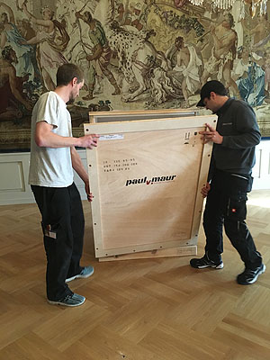 Transportkiste für den Thron (selbiger ist bereits drin)