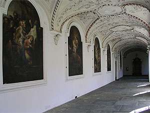 Bernhardusgang in der Prälatur des Klosters Salem