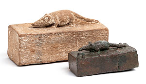 Spitzmaussärge aus Bronze und Holz, Ägypten, Ptolemäerzeit 7.–1. Jh. v. Chr. © Badisches Landesmuseum, Foto: Peter Gaul