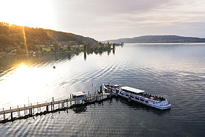 Jede Station verspricht ein Erlebnis. Wander- und Radrundwege liegen direkt an den Häfen, so kann jede Landestelle zum Ausgangspunkt zahlreicher Ausflüge werden. Bildnachweis: REGIO Konstanz-Bodensee-Hegau e.V., kuhnle+knödler GbR